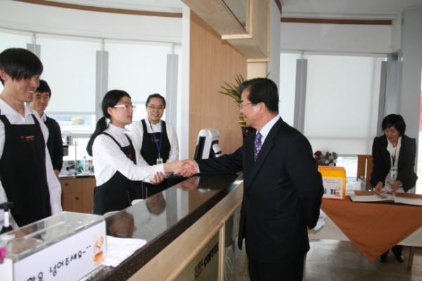 주라커피 이천점 오픈 시장님 방문